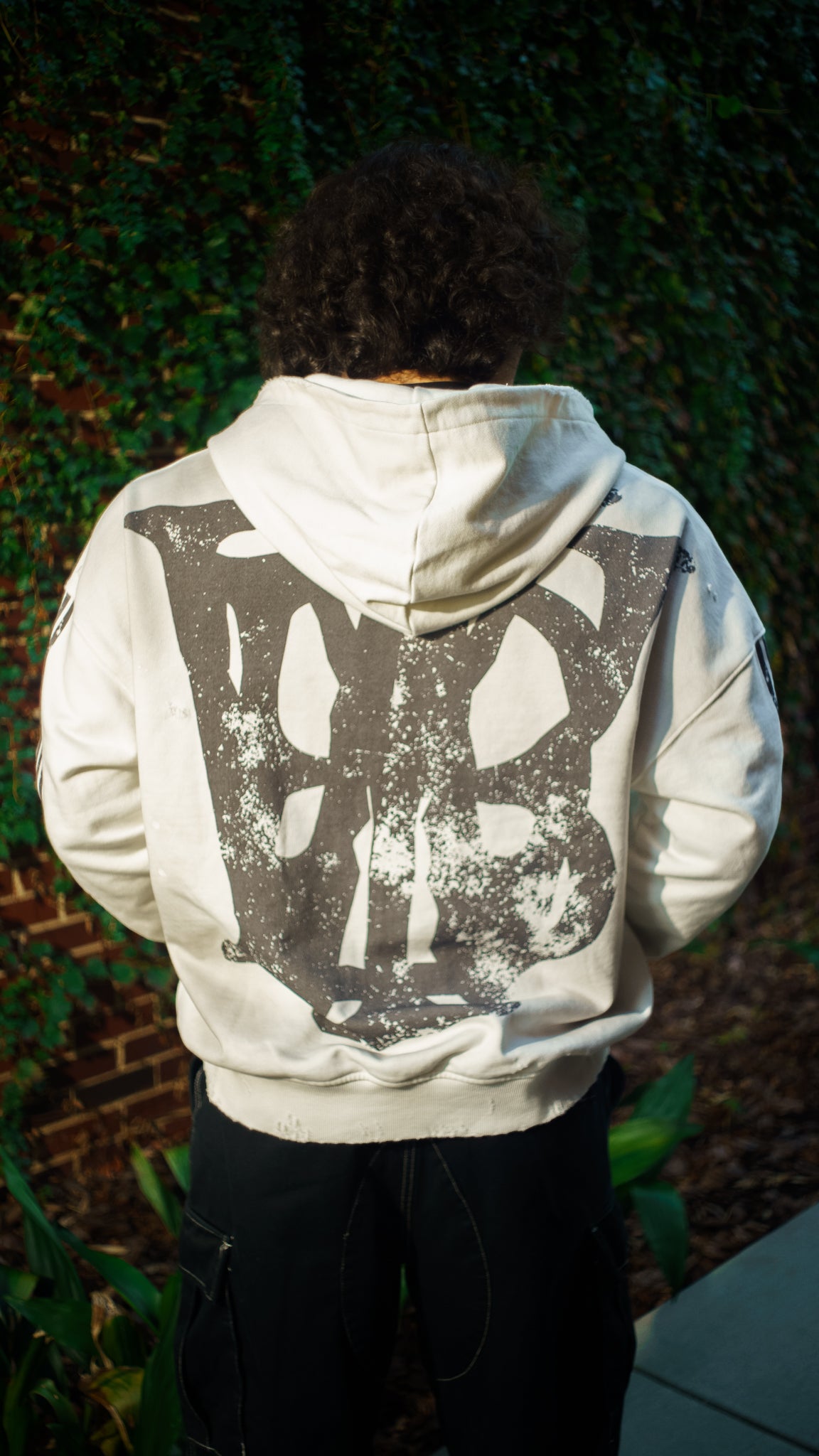 SPOTLIGHT HOODIE